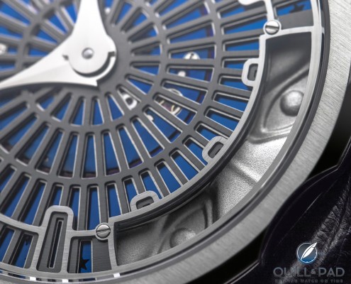The engraved eyes of the Sarpaneva Doublemoon