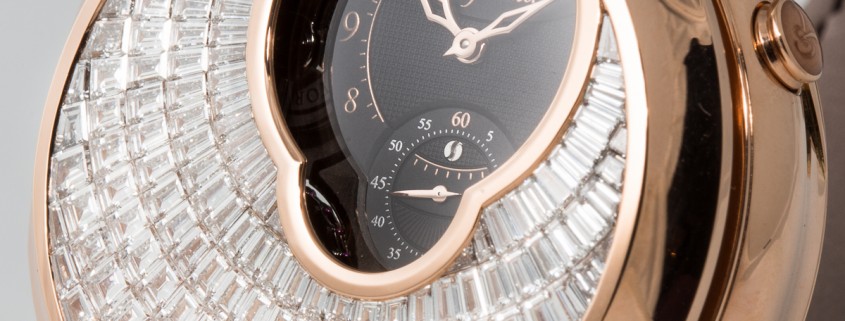 Romain Gauthier Logical one Secret "Diamonds" in red gold