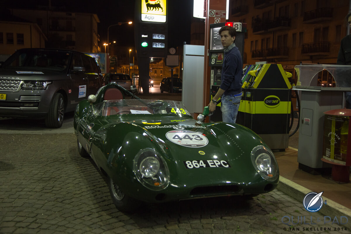 Mille Miglia fuel stop - it's not like this in F1