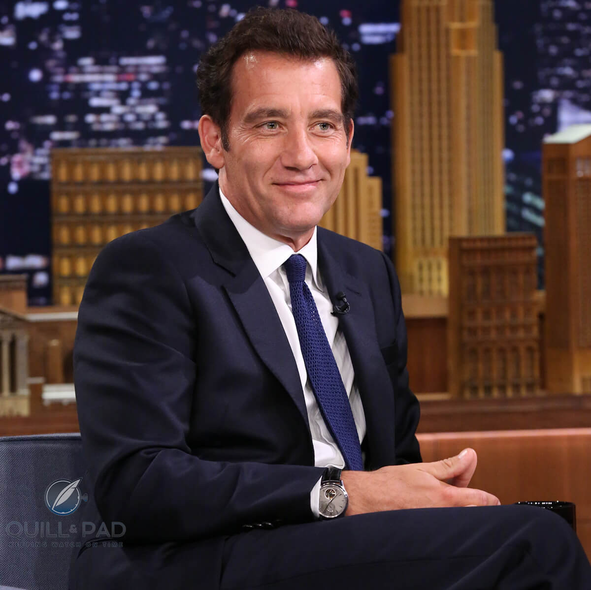 Clive Owen wearing his Jaeger-LeCoultre Master Grande Tradition à Tourbillon 43 on The Tonight Show