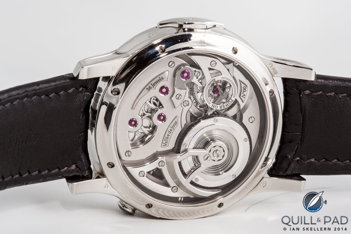 The beautiful view through the display back of Romain Gauthier's Logical one.