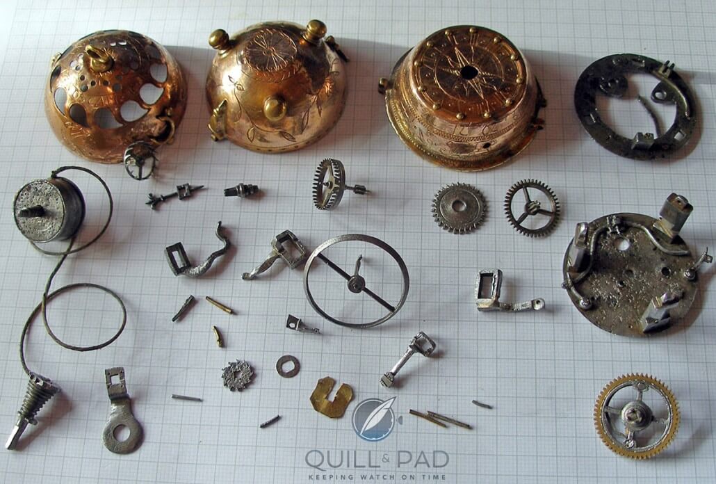 The Pomander Watch disassembled into its constitute components (credit: www.peterhenlein.de)