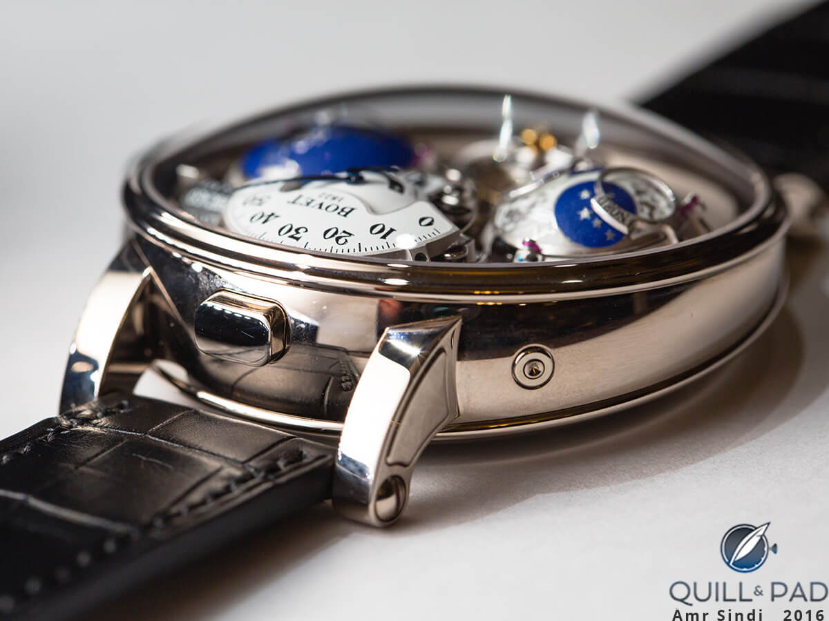 The unusual inclined case of the Bovet Récital 18 Shooting Star