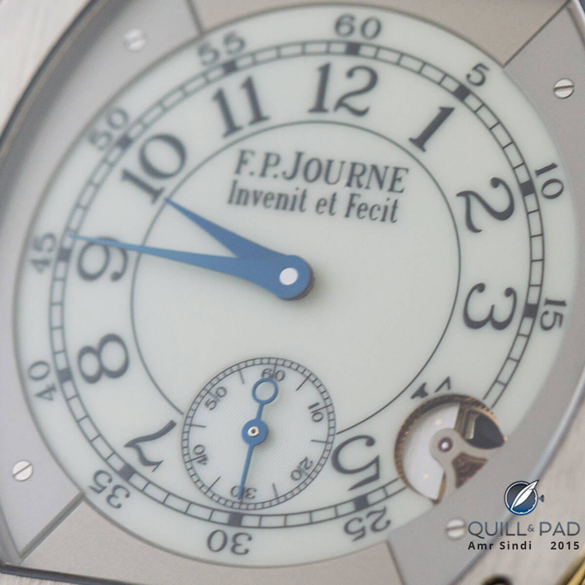A closer look at the dial of the F.P. Journe Élégante 48 mm