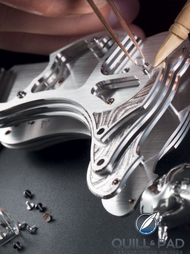 Assembling the intricate mechanisms of the Parmigiani Hippologia