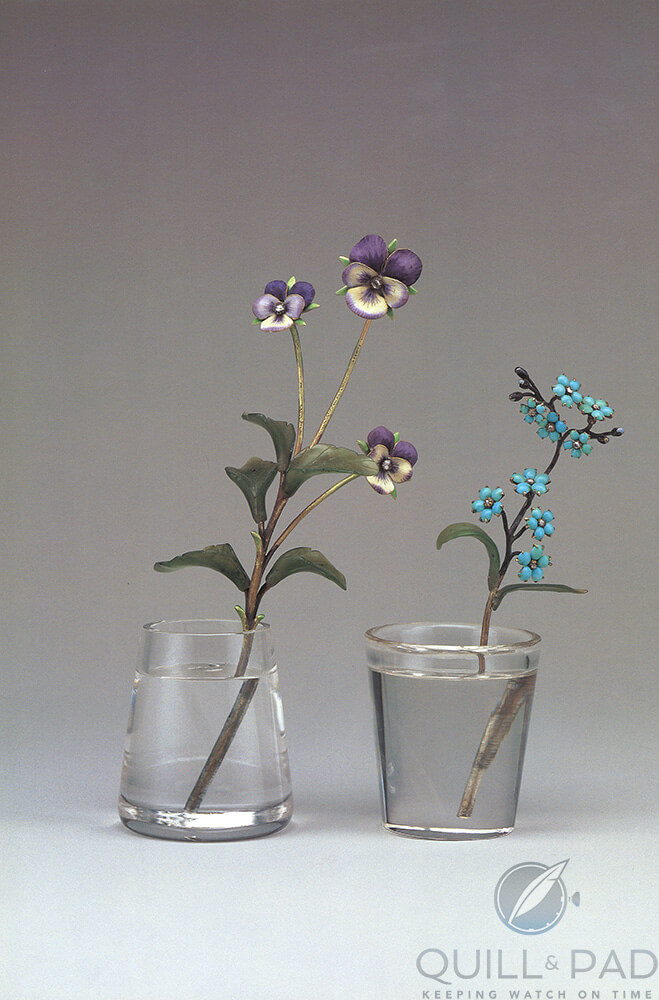 A wild pansy sprig and a forget-me-not in a vase, all of which was expertly carved by Fabergé workmaster Henrik Wigström for a convincing trompe l’oeil (photo courtesy The Forbes Collection)
