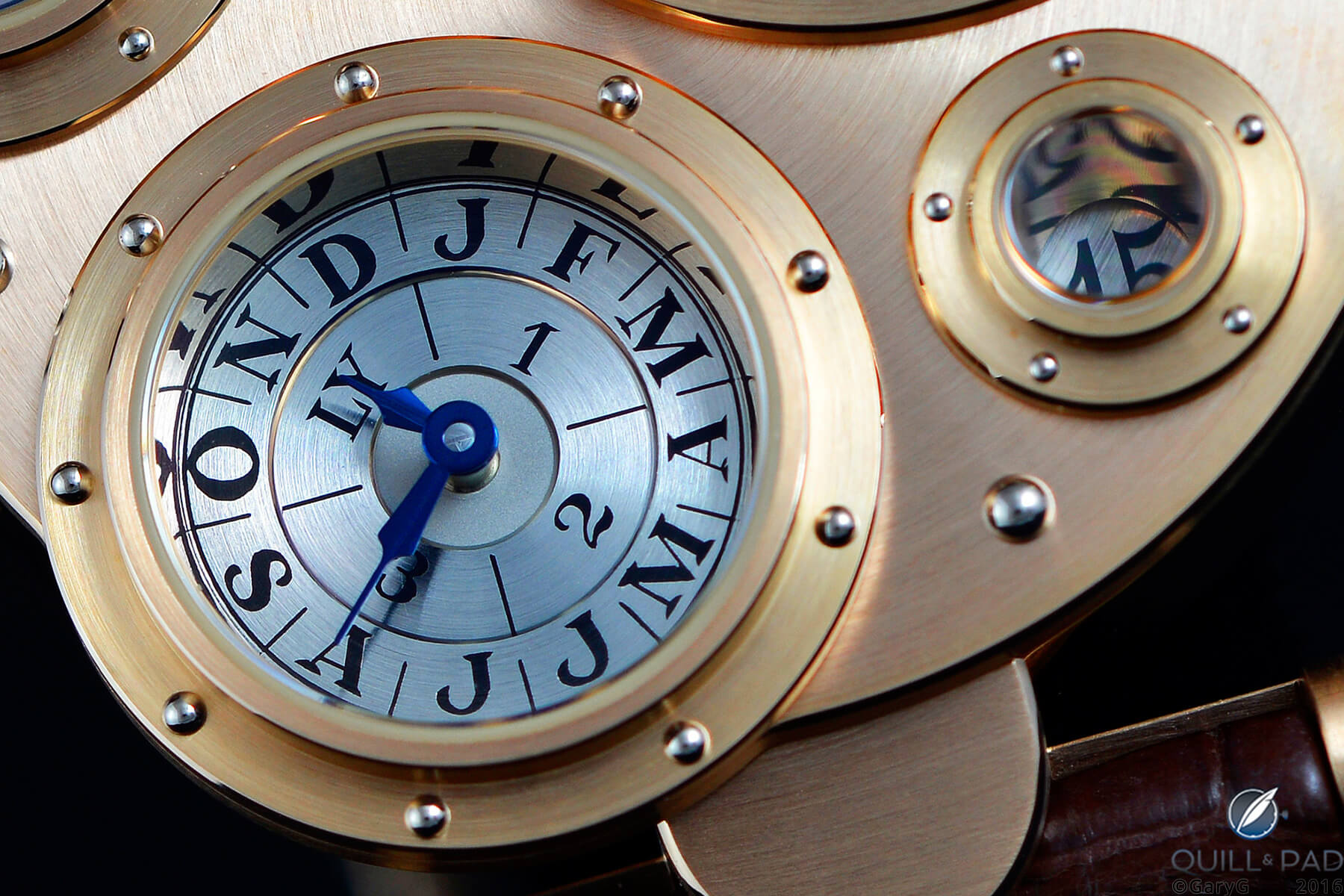 Reflects well on you: dial detail of Vianney Halter’s Antiqua showing polished flange