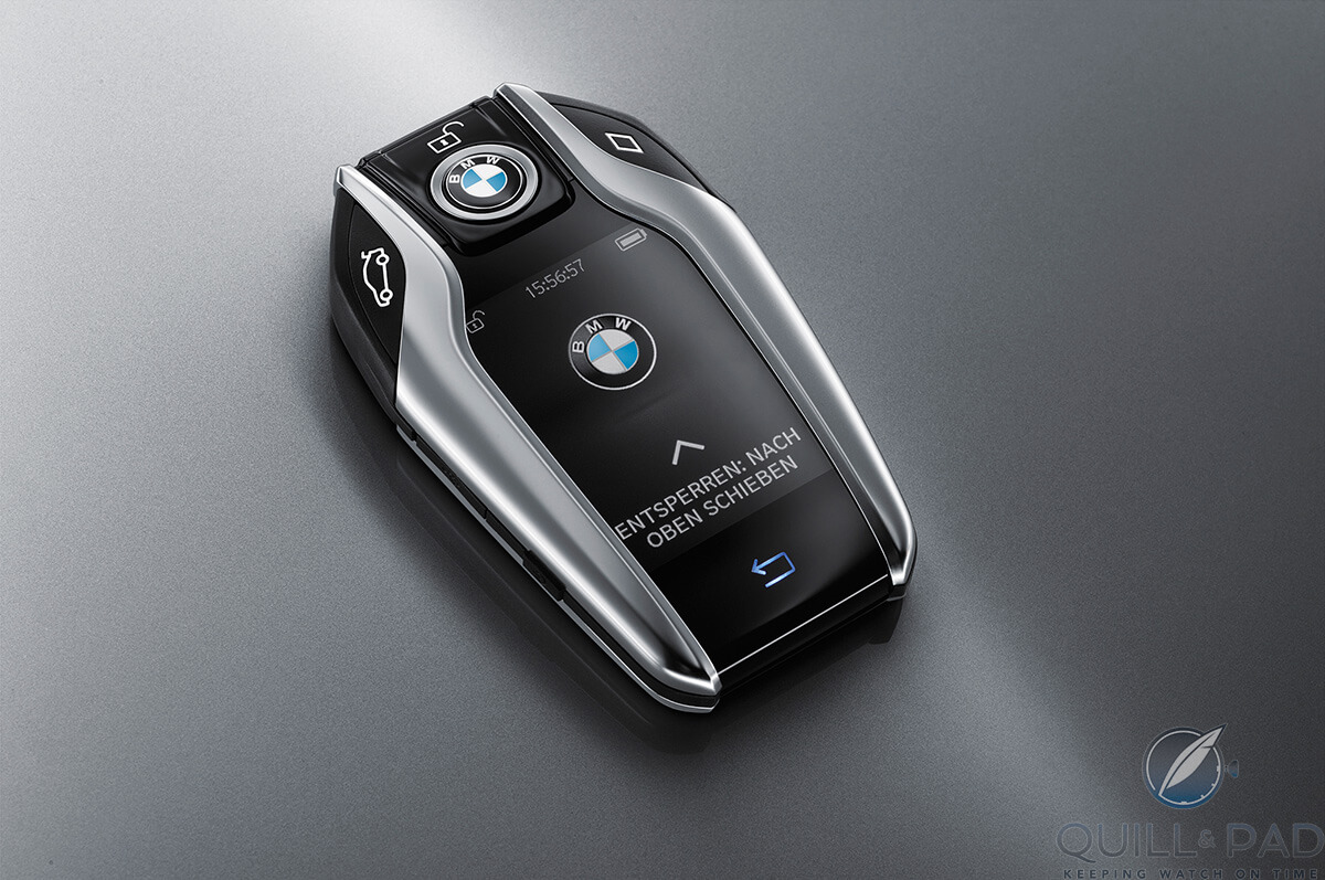 Key fob of the BMW 750Li xDrive