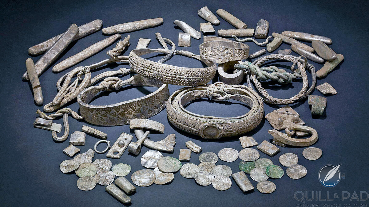 A hoard of Viking jewelry found in England