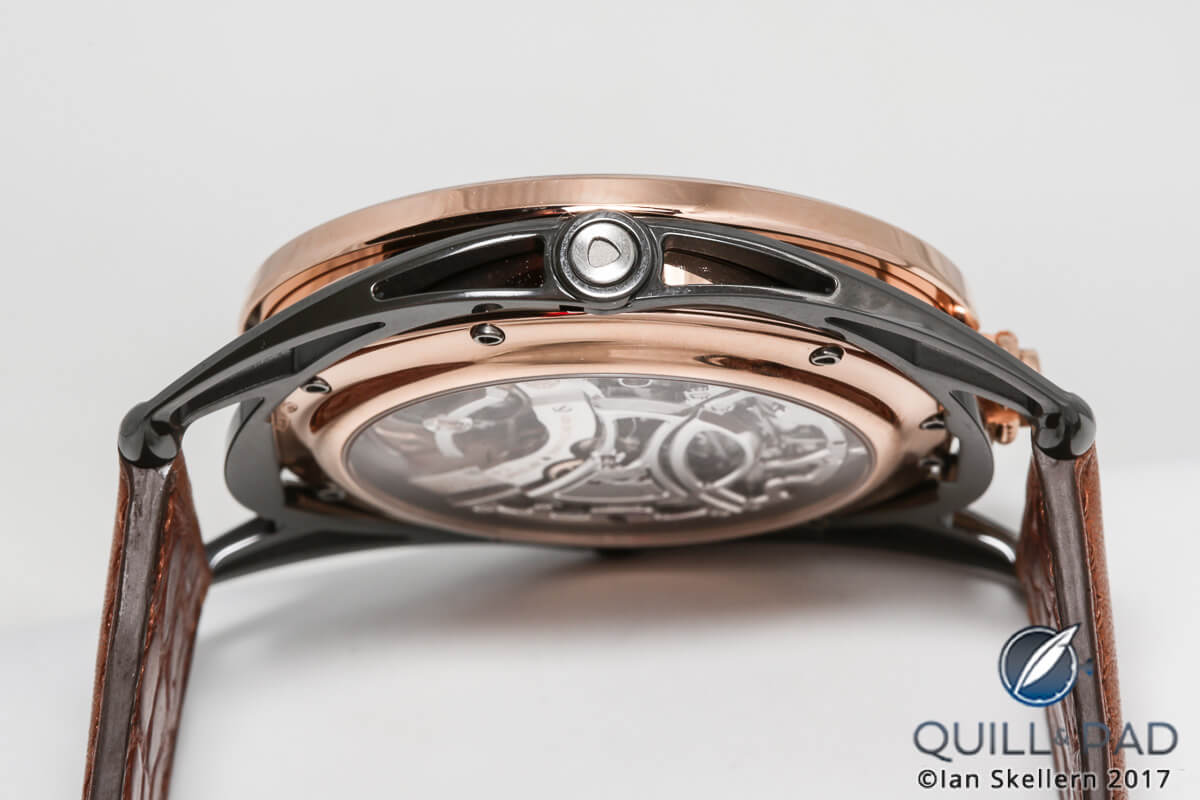 The floating lugs of the De Bethune DB28 case ensure that WMMT's custom De Bethune DB28 Maxichrono is very comfortable to wear