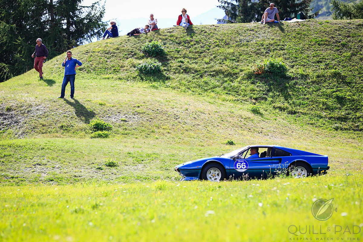 Blue and gren should never be seen, unless one is a grassy hill and the other a 1978 Ferrari 308 GTS in the 2017 Passione Engadina