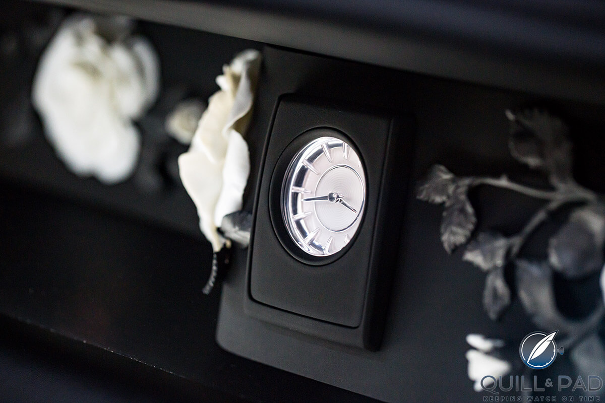 Rolls Royce Phantom VIII clock