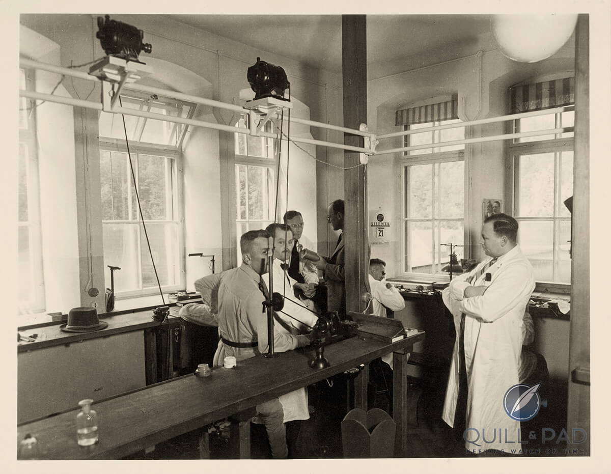 Dr. Ernst Kurtz and his development team in Glashütte’s Ufag factory in 1939