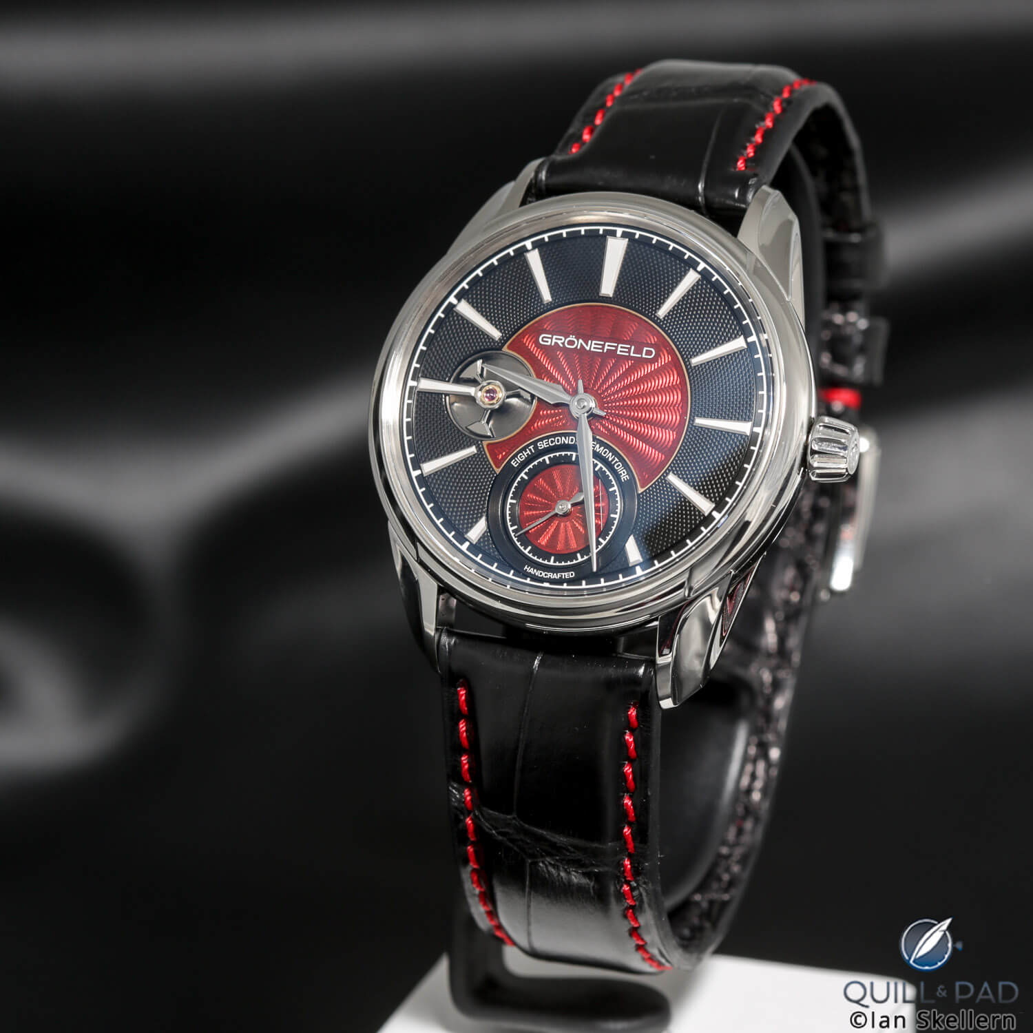 Grönefeld 1941 Remontoire with red and black guilloche dial