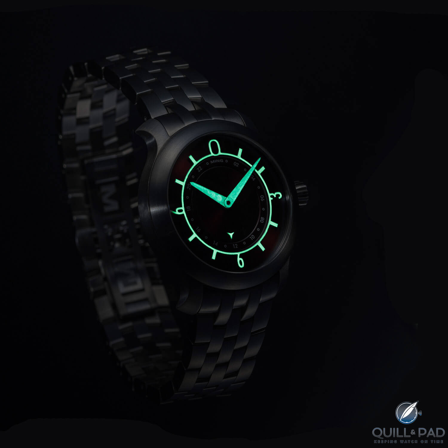 Lume shot: Ming 7.03 GMT in the dark