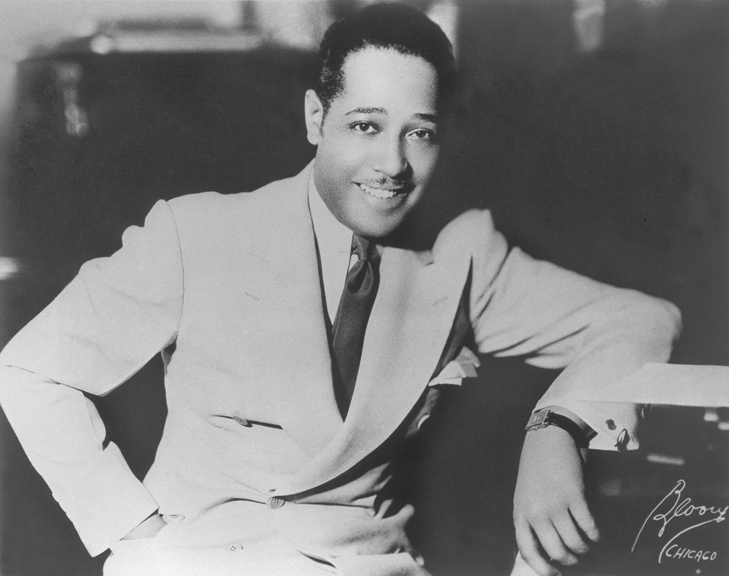 Duke Ellington famously wore a Cartier Tank à Guichets from 1928