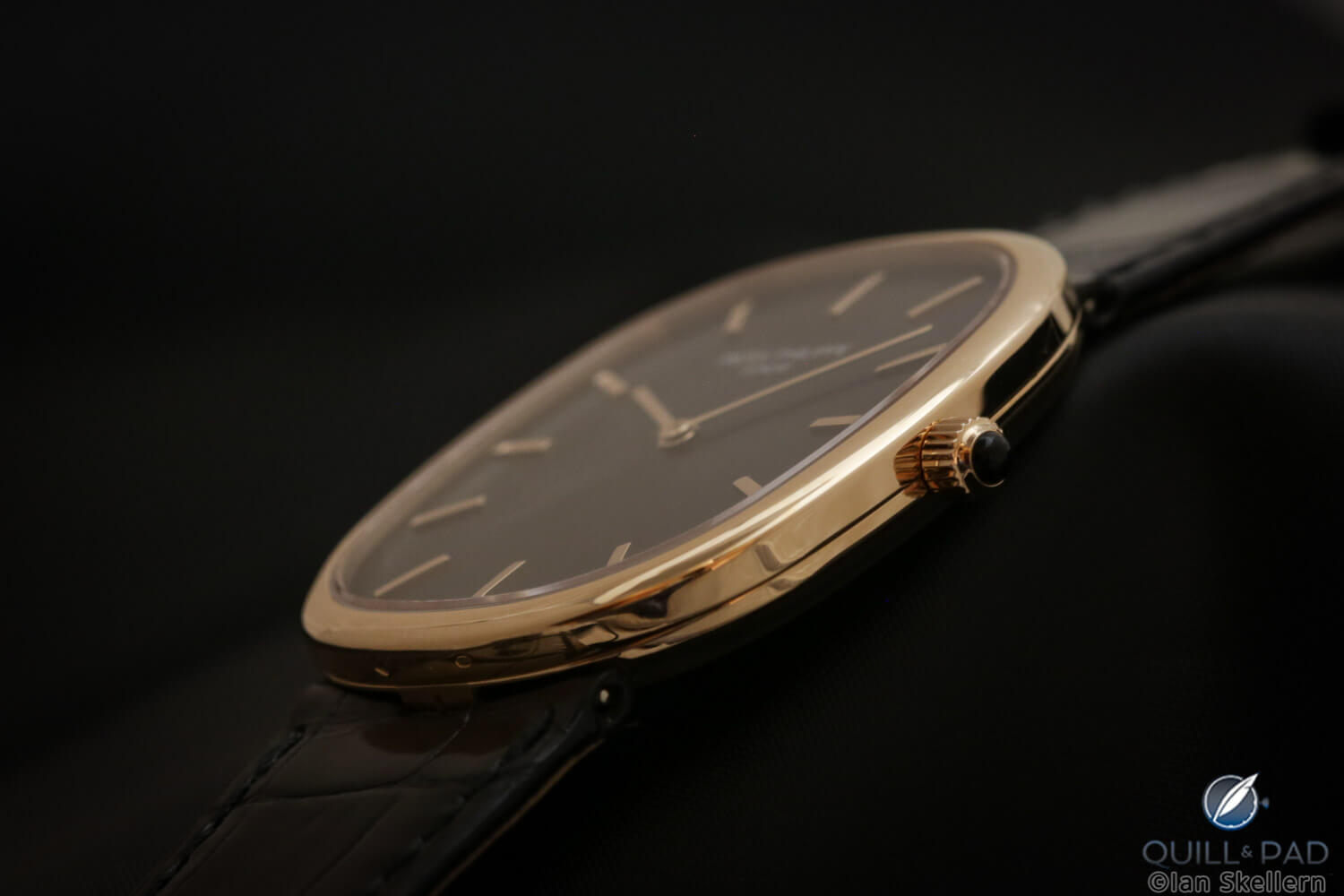 There's slim then there's ultra slim, the Patek Philippe Golden Ellipse
