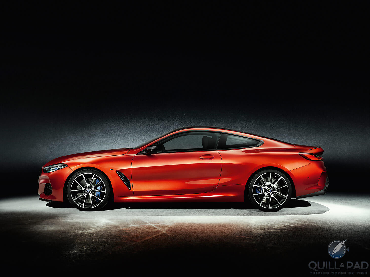 BMW M850i xDrive Coupe carbon edition side on