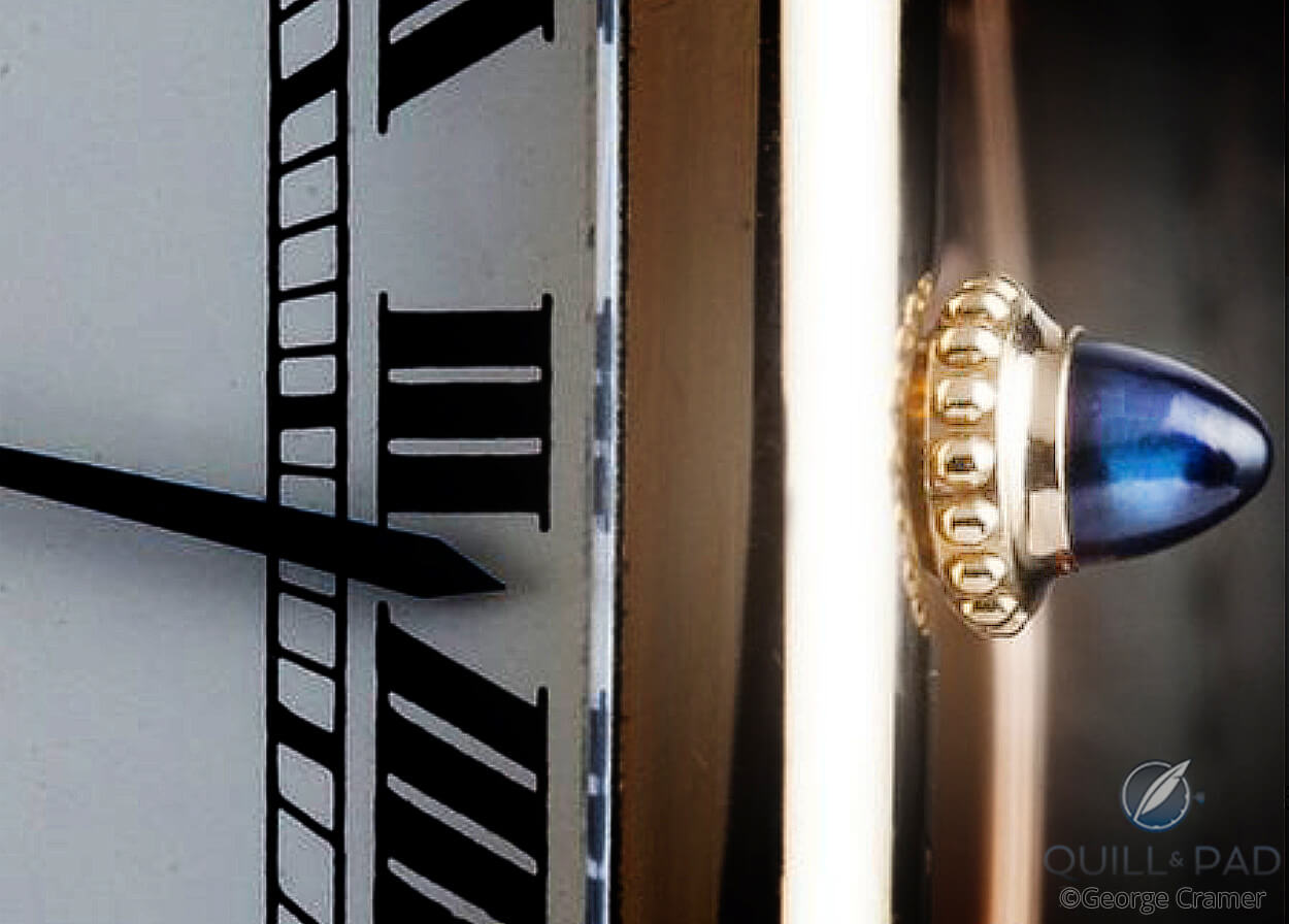 Spinnel cabochon crown on the Louis Cartier Tank Jumbo