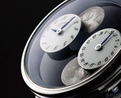 Close up look at the Hermès Arceau L’Heure De La Lune with aventurin dial