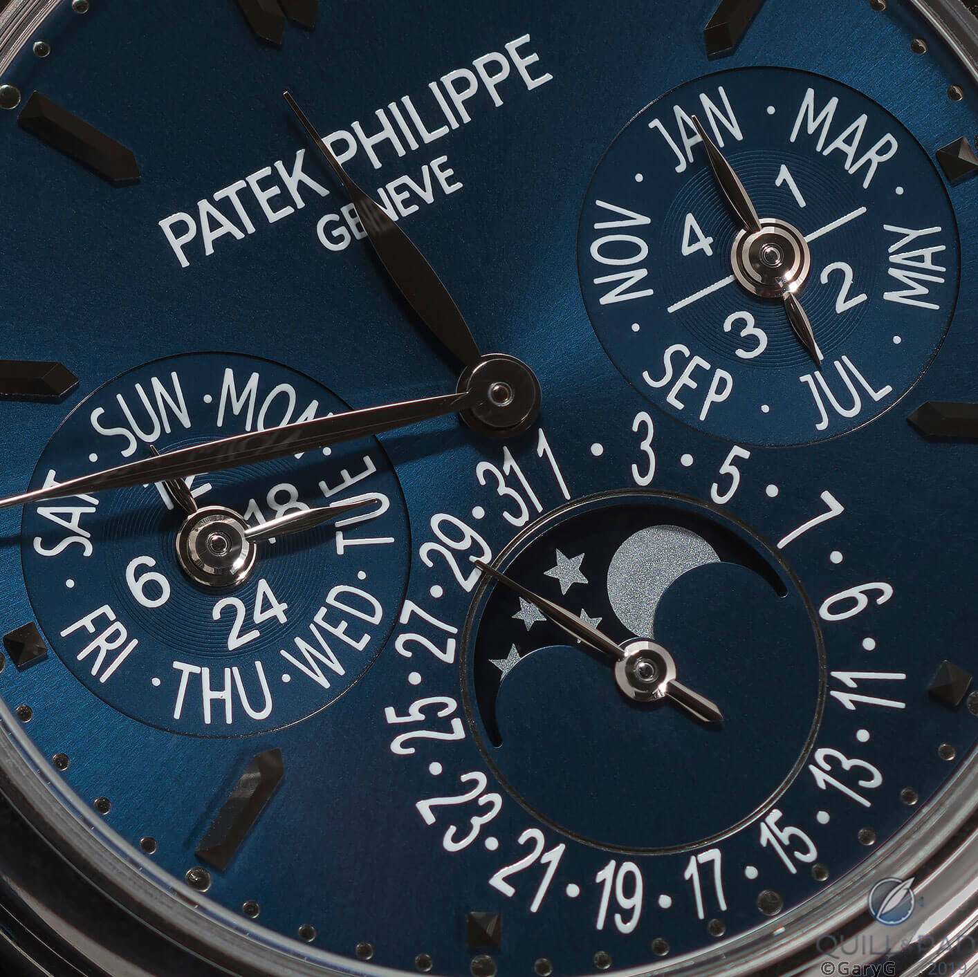 Dial detail, Patek Philippe Reference 3940-027 Vintage Collection