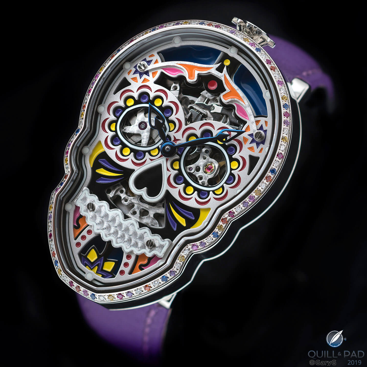 Special and unconventional: Petit Skull (Celebration) Eternity
