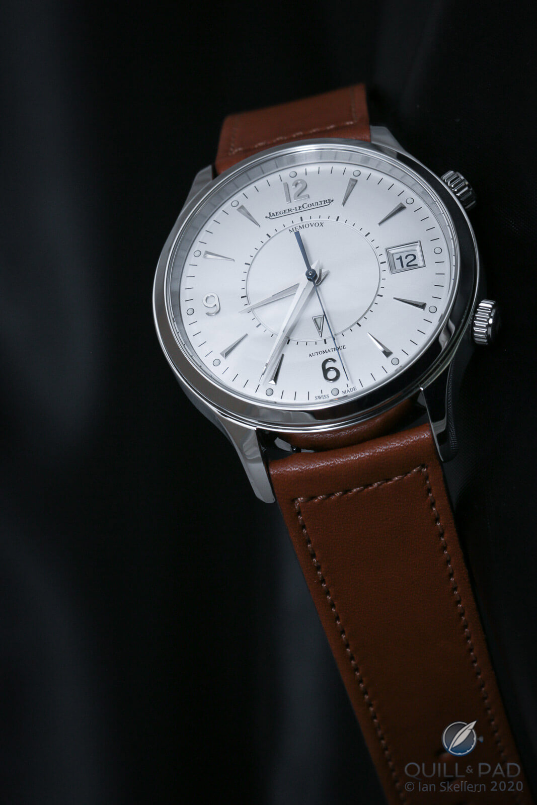 New Jaeger-LeCoultre Master Control Memovox and Master Control Memovox ...