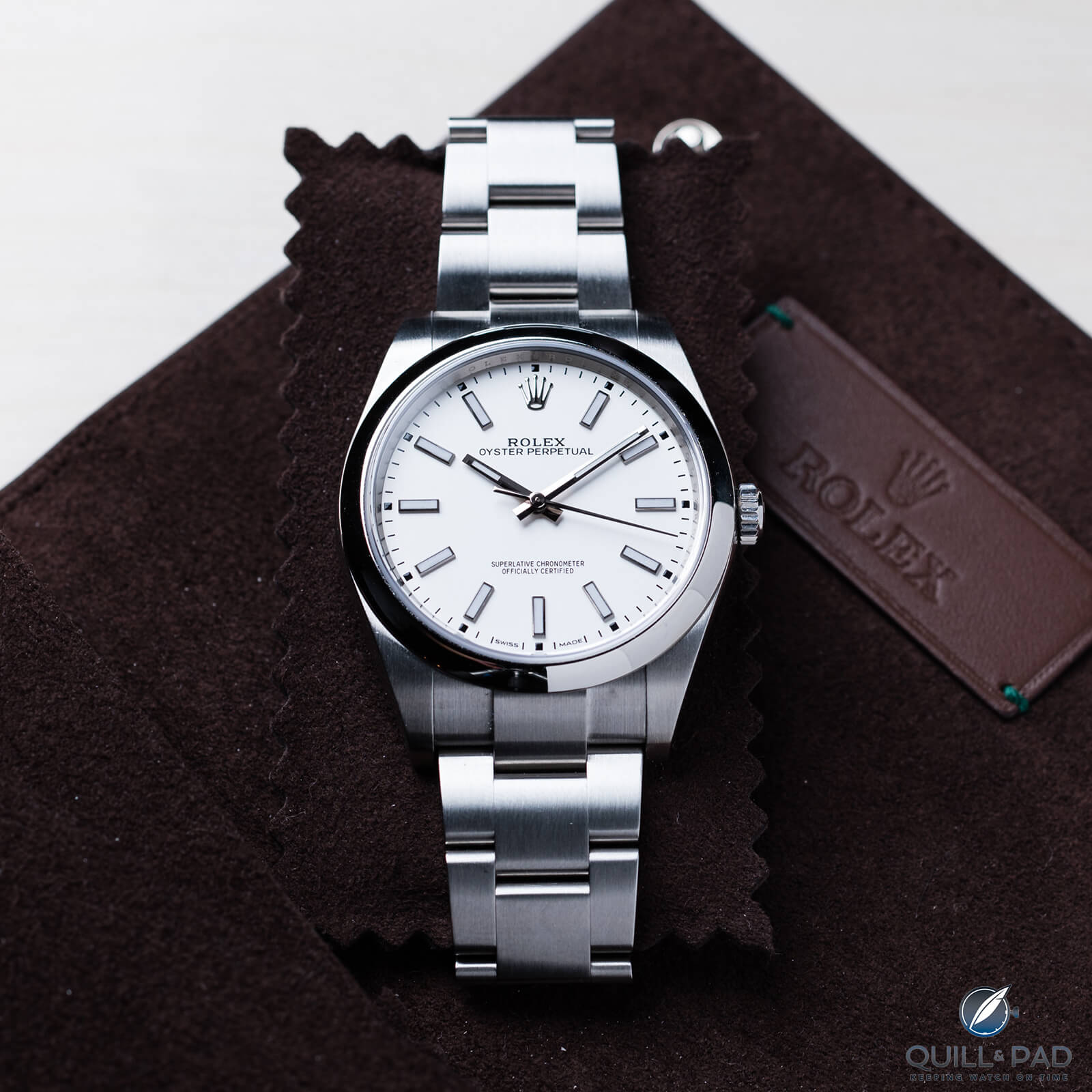 rolex oyster perpetual 39 white